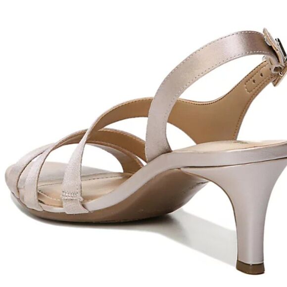 Naturalizer Taimi Heeled Sandal (Wide) - Picture 11 of 11